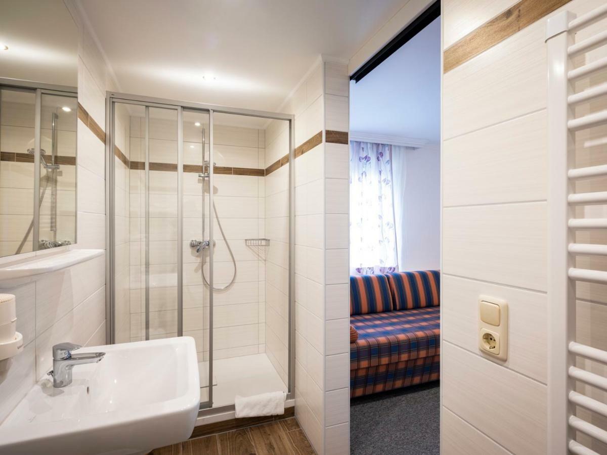Siri'S Einkehr Hotel แซงต์ท กิอร์เกน อิม อัทเทอร์เกา ภายนอก รูปภาพ